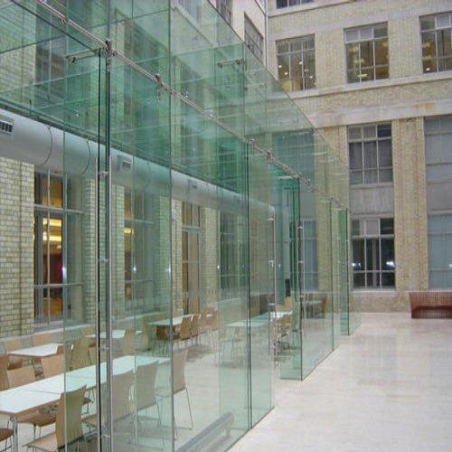 Tổng hợp mẫu 25 vách mặt dựng kính cường lực chân nhện Spider đẹp nhất